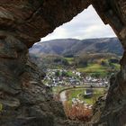 "Teuflisch" guter Blick durch das Teufelsloch...