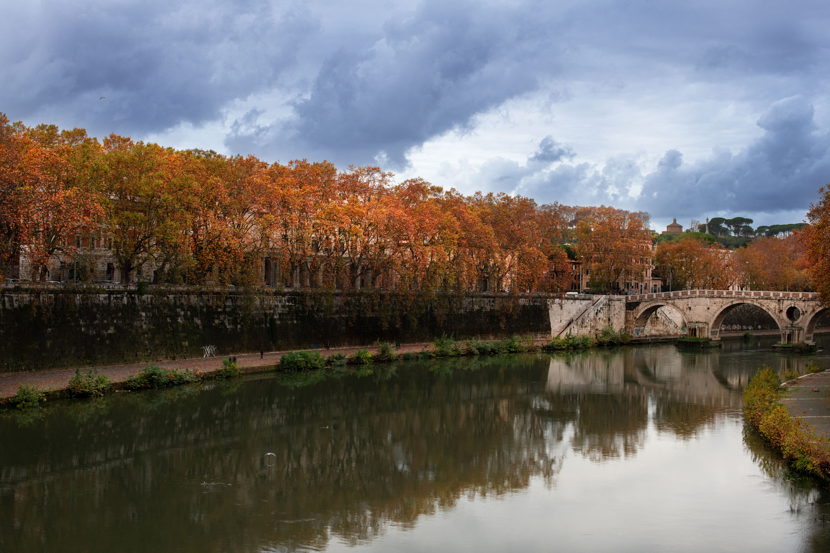 Tevere in autunno