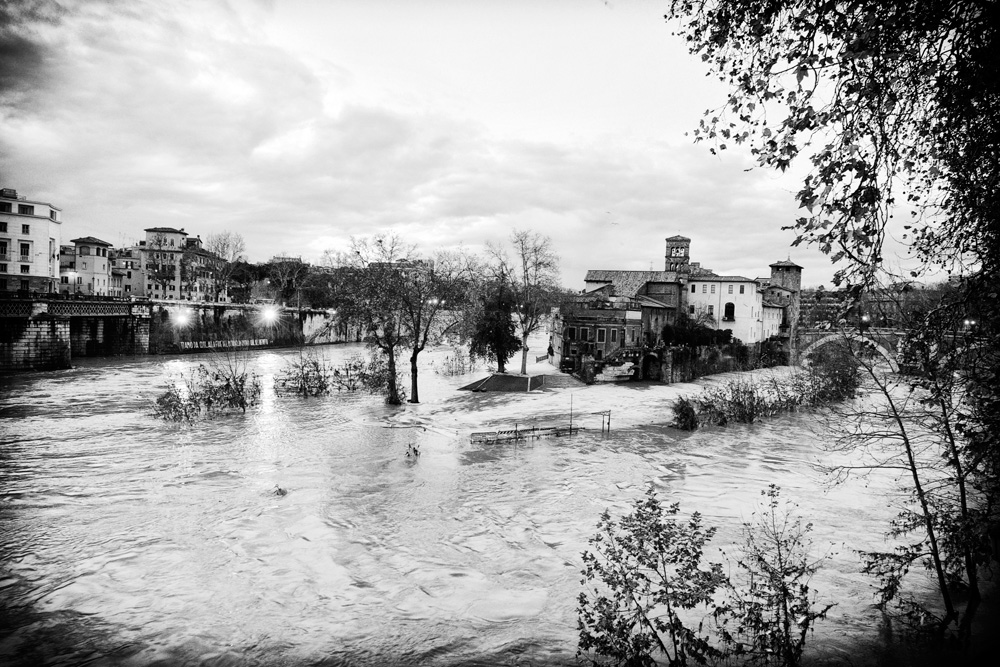 "Tevere in piena" di Aldo Feroce