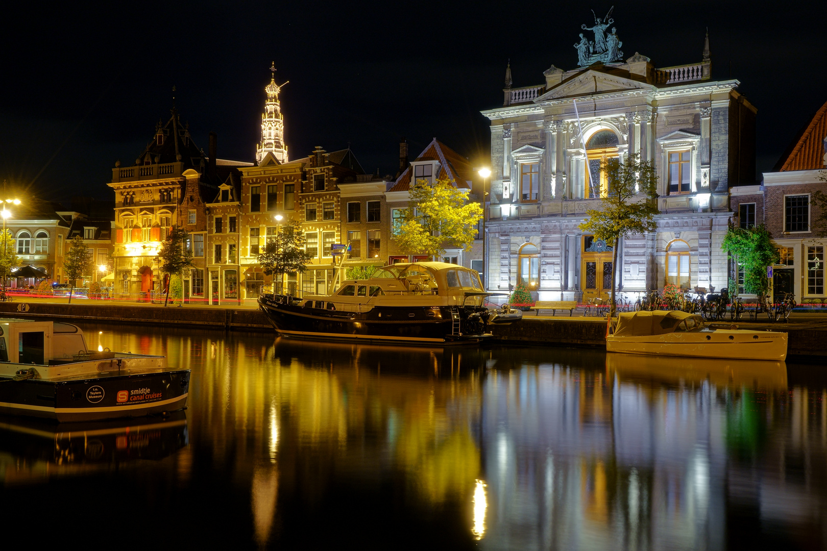 Teylers Museum in Haarlem bei Nacht