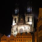 Teynkirche bei Nacht