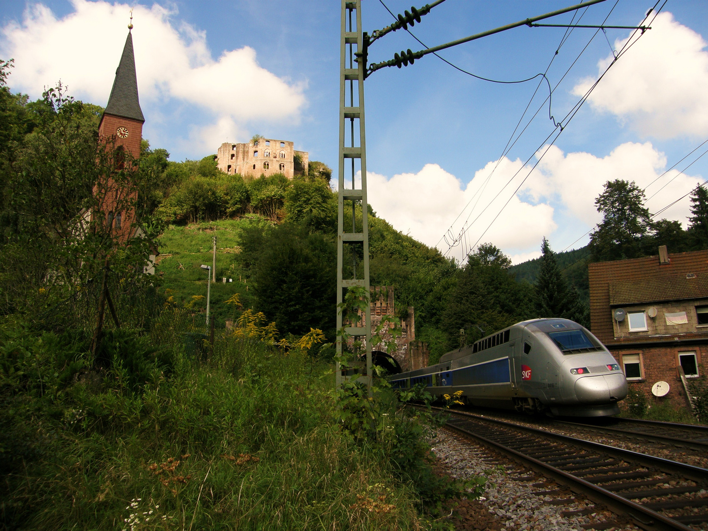 TGV bei Frankenstein