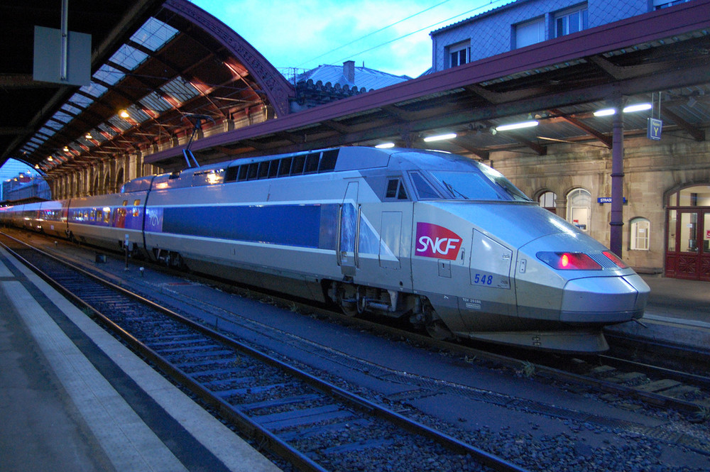 TGV Réseau 548