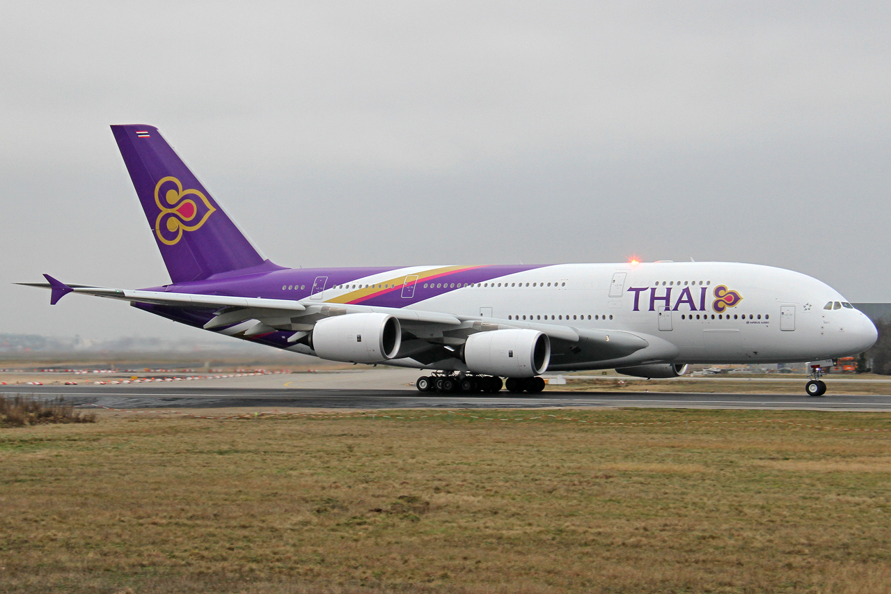 Thai Airways Airbus A380-841 HS-TUC