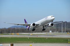 Thai Airways Boeing 777-300ER HS-TKR