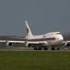 Thai Boeing 747-400 beim Start in Zürich-Kloten