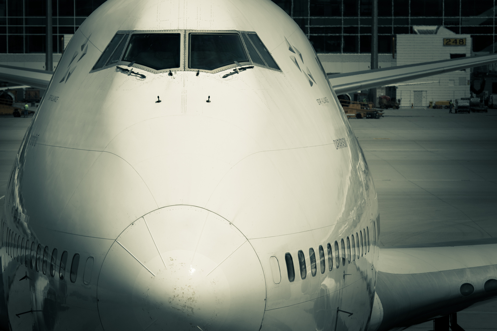 THAI Boeing 747 Front