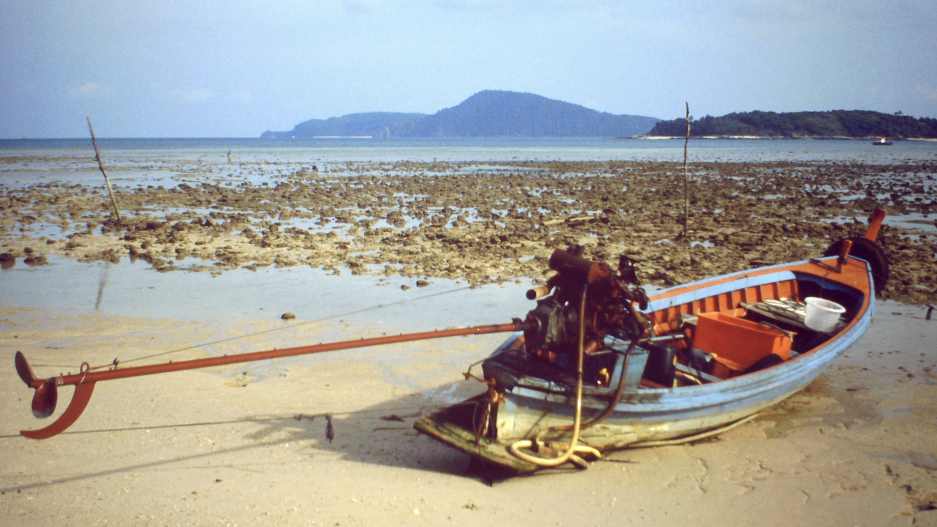 Thailand (1988), Ebbe in Krabi