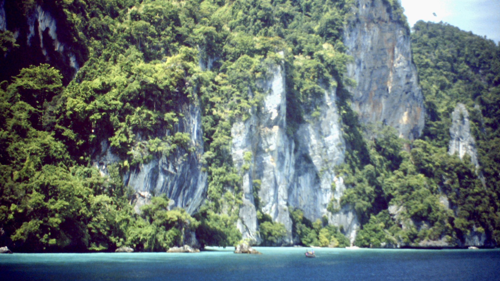 Thailand (1988), Ko Phi Phi