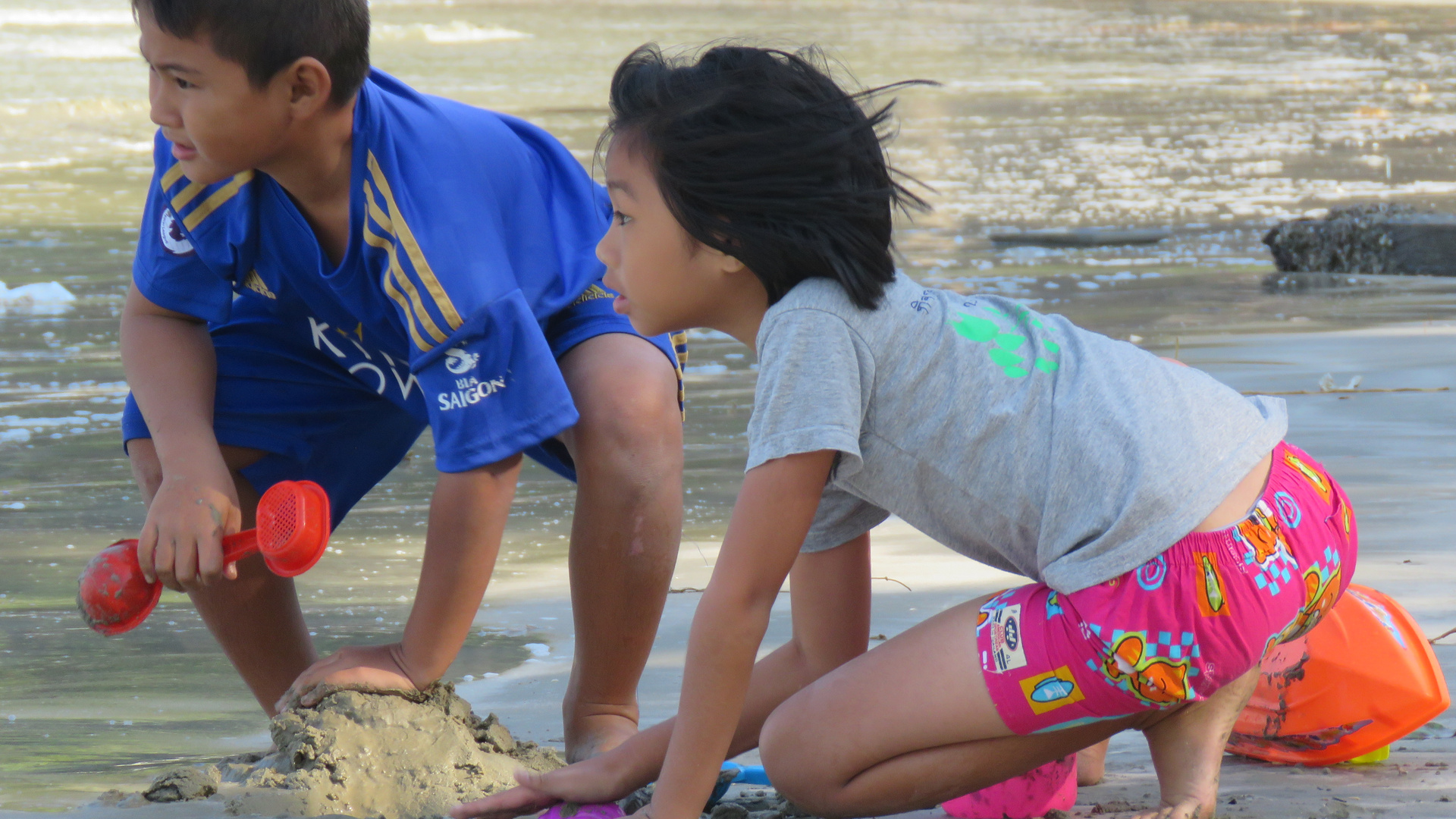 Thailand (2019), Kids playing