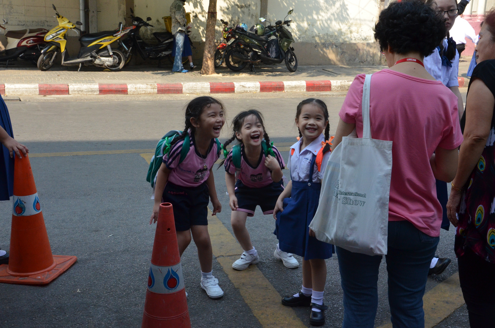 Thailand - Bangkok - Little Girls