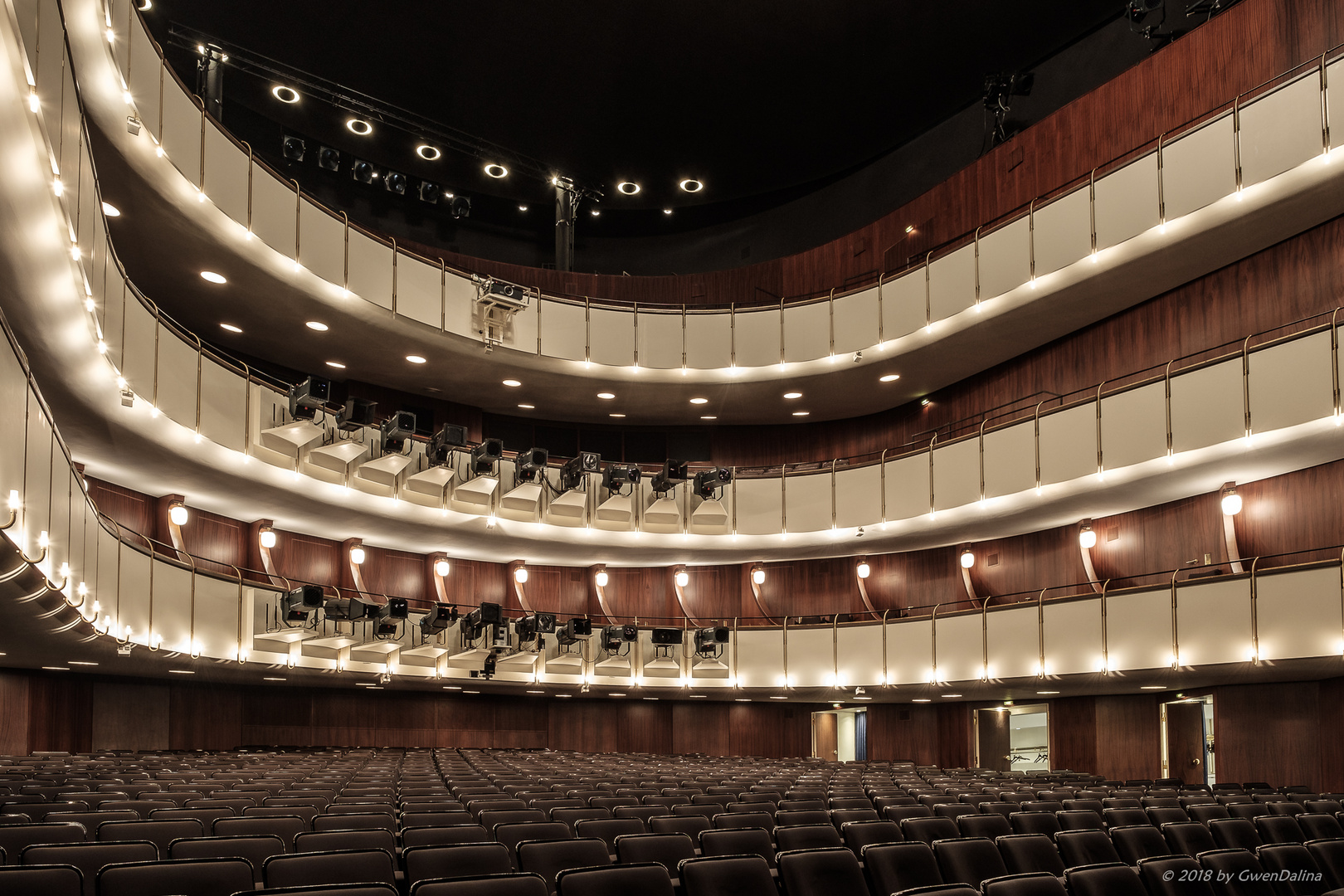 Thalia Theater 4 Foto & Bild sw, architektur, kultur Bilder