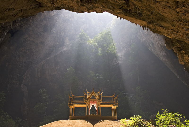 Tham Phraya Nakhon-Höhle