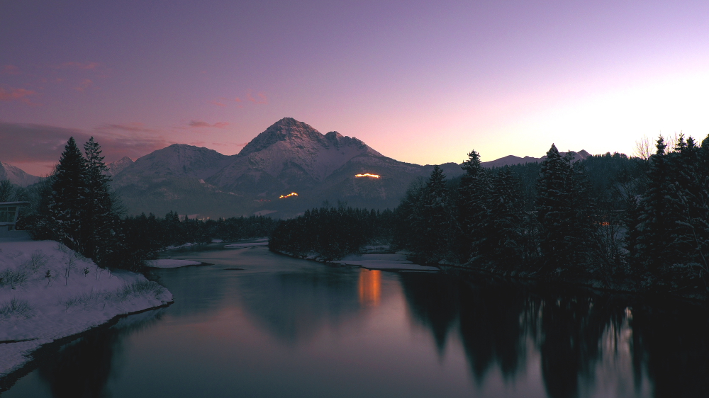 Thaneller, Burg Ehrenberg, Schloßkopf und der Lech ...