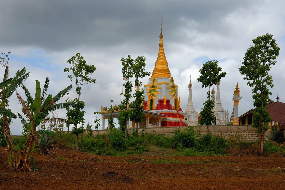 Thaung Tho Pagoda at Inle lake