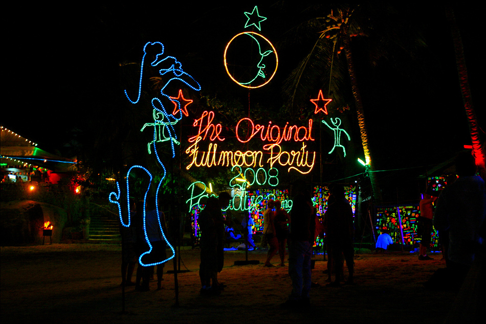 ... the 1st original fullmoon party 2008 ...