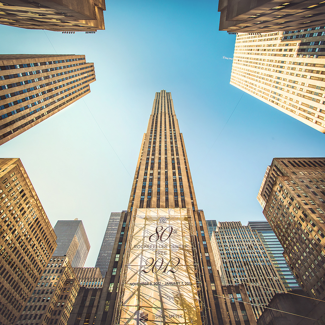 The 80th Rockefeller tree