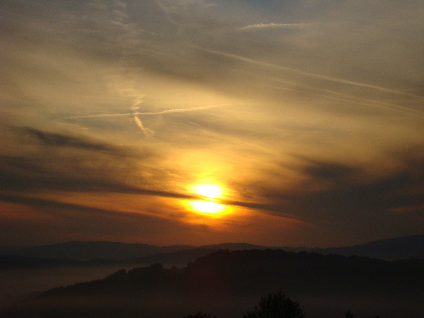 The arriving sun