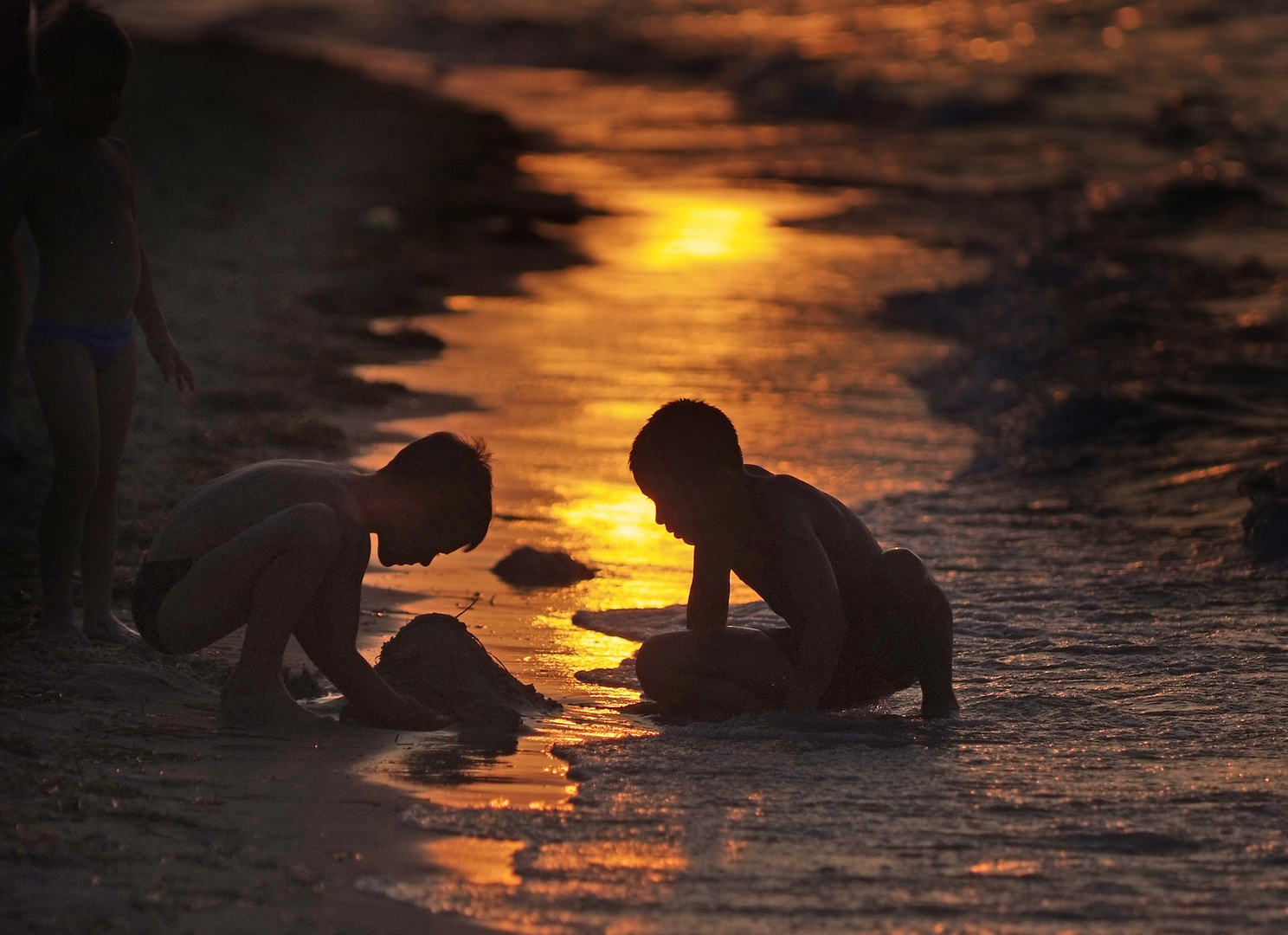 THE BEACH SANDPITS