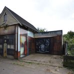 THE BENTLEY GARAGE