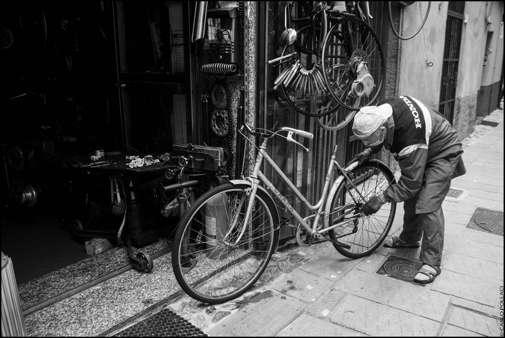 The bicycle repairer