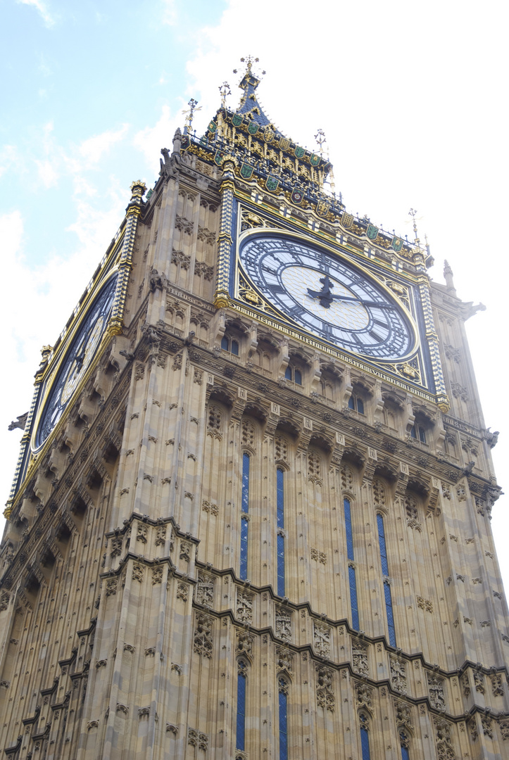 THE BIG BEN