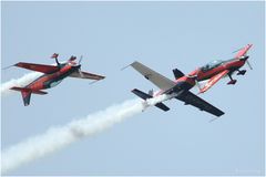 The Blades Display Team mit 4x Extra 300 LP