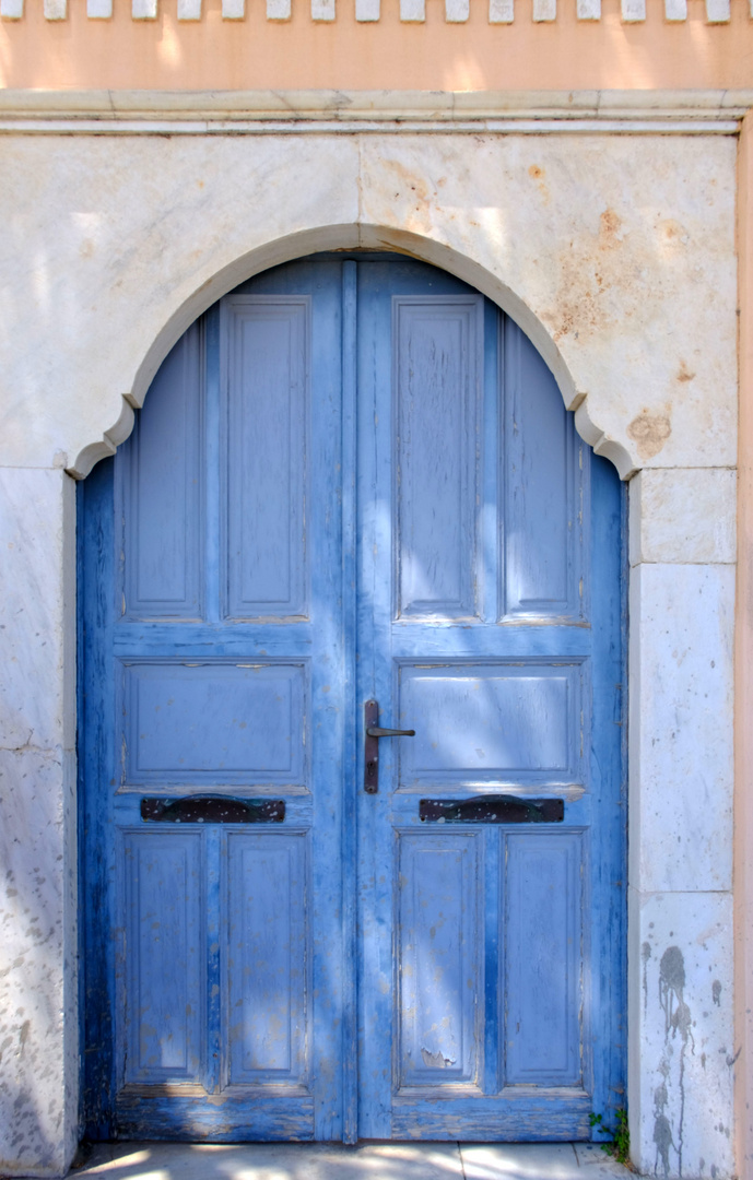 ...the blue door...