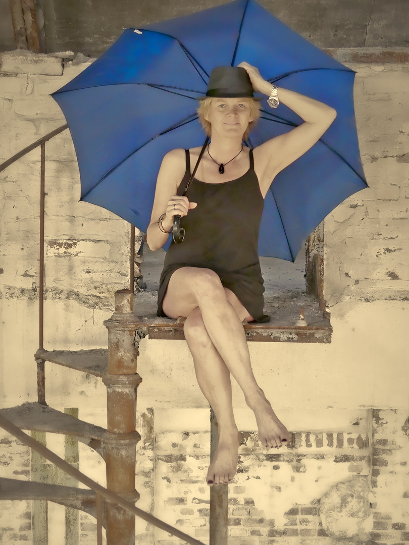 The blue umbrella