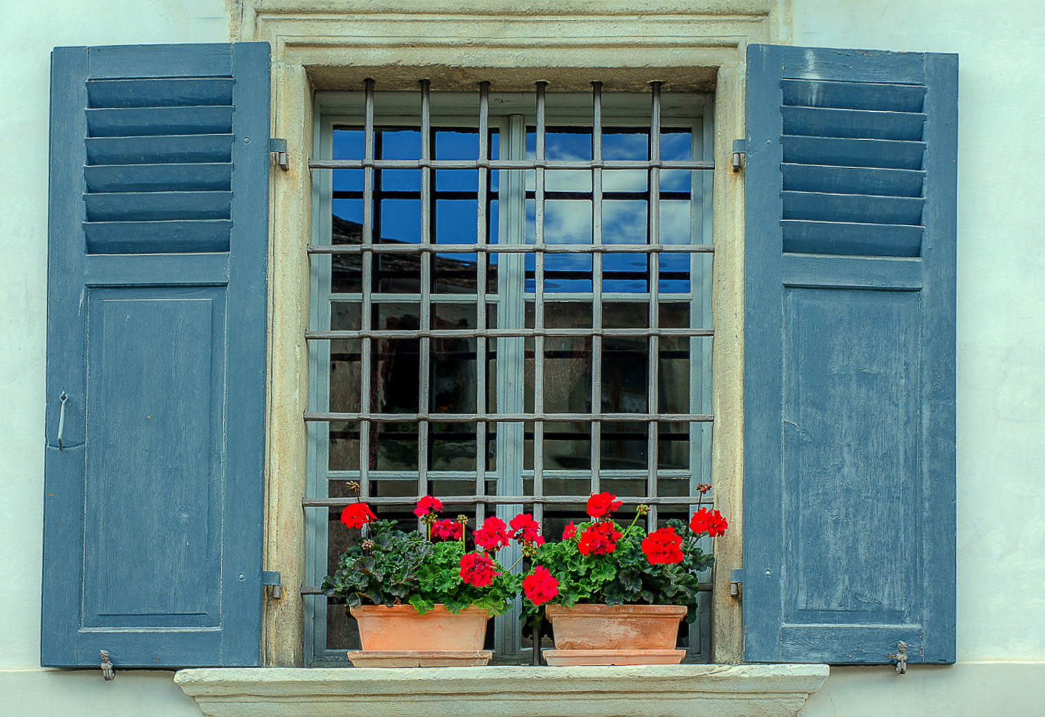 The blue window 2 besser ausgerichtet