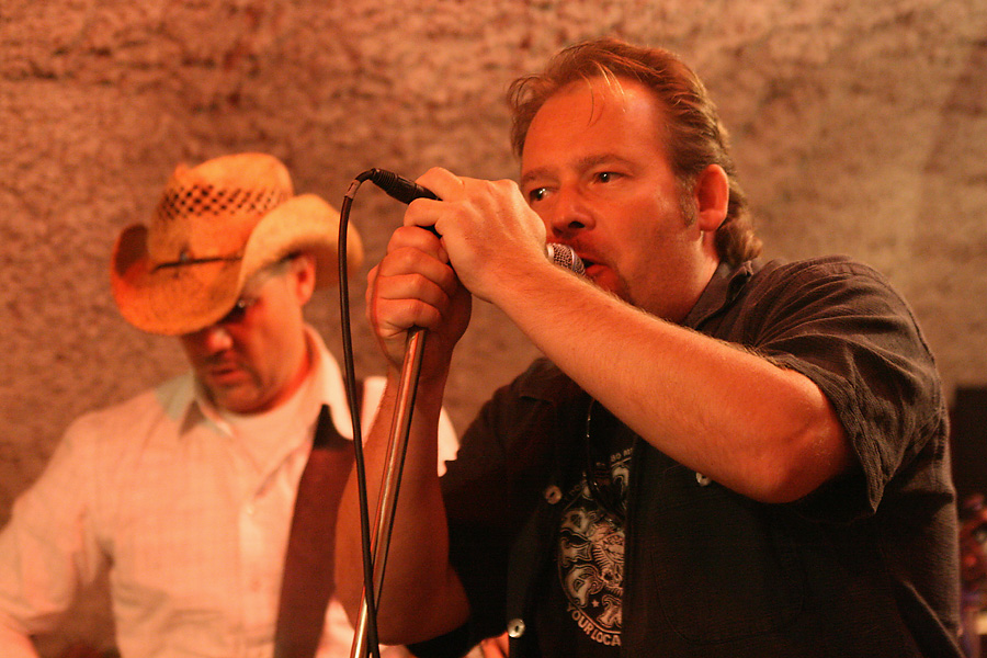 the bluesrockmachine im blueskeller in bühler (appenzell)