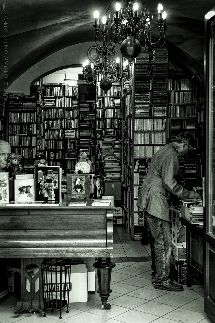 the bookseller