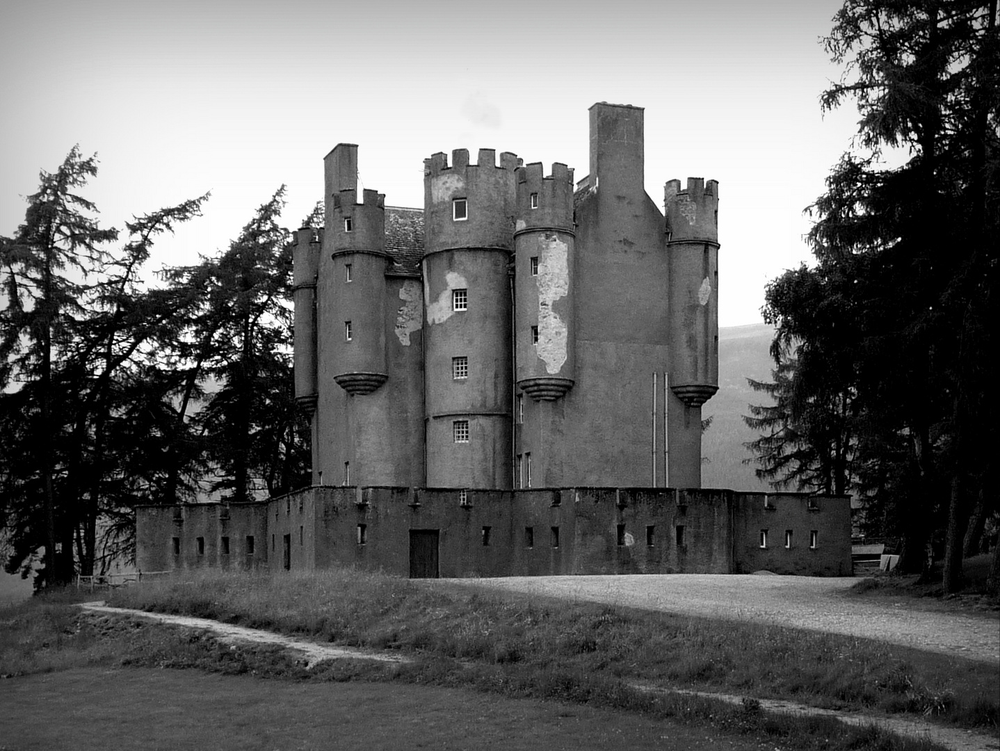 The Braemar Castle in Scotland - New Cut