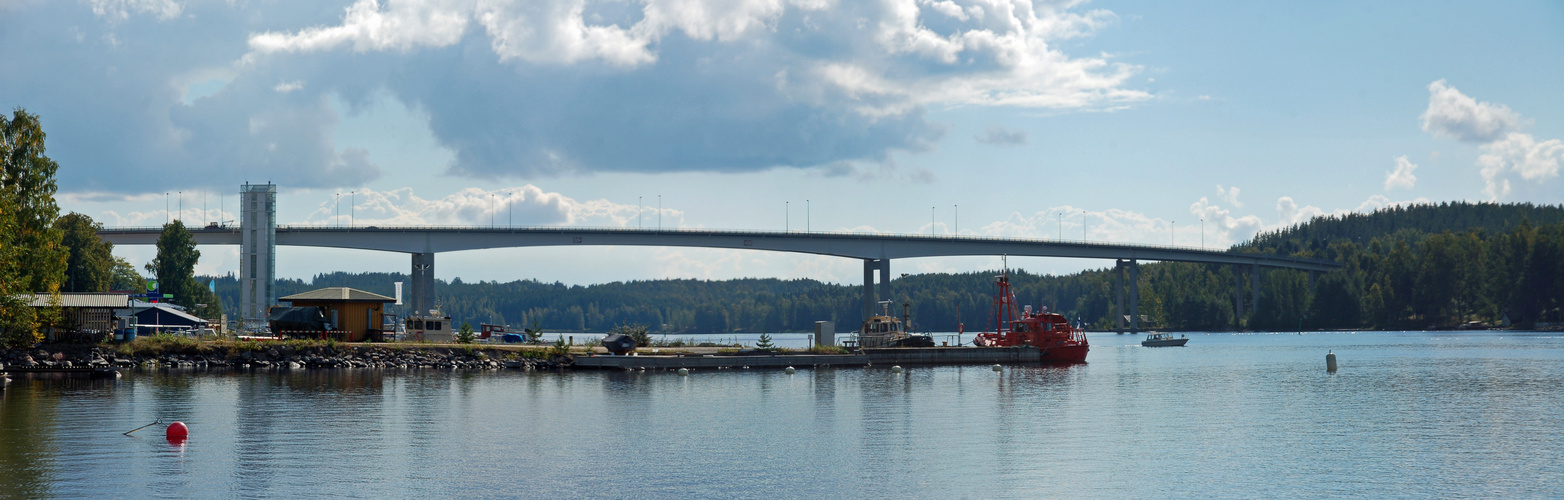 The bridge of Puumala