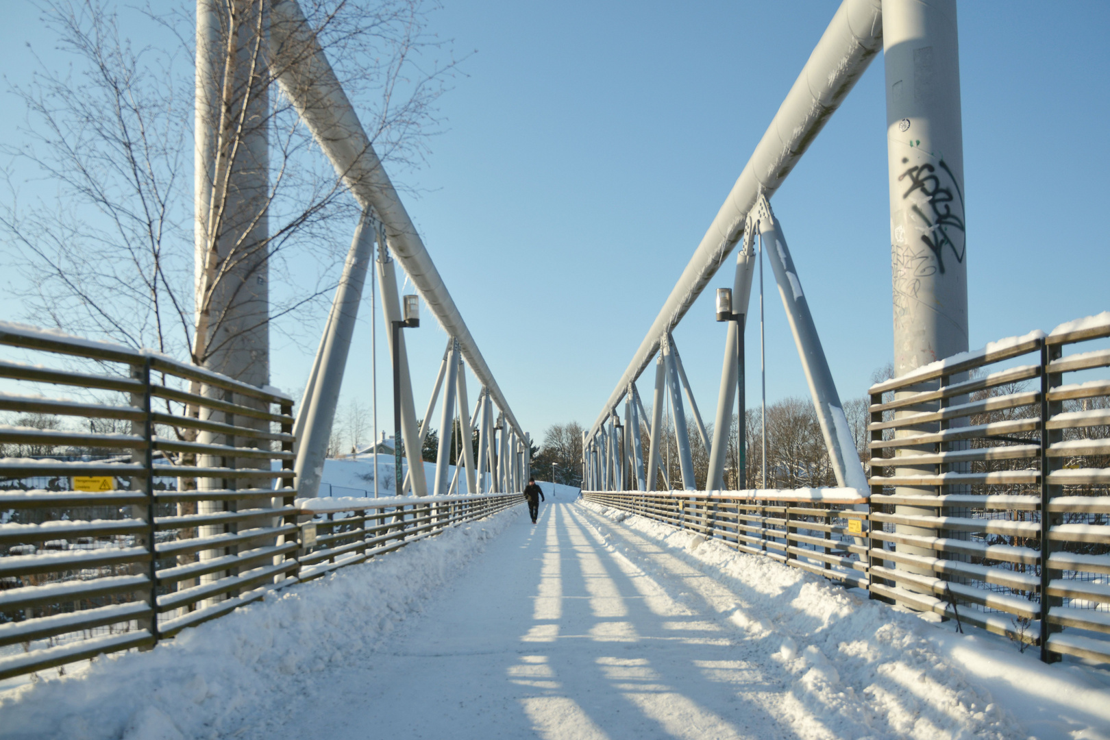 The bridge over the railway 