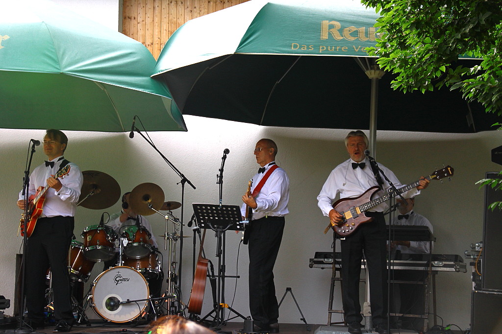 The Butlers live in Löhma