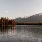 The cabin at the lake 