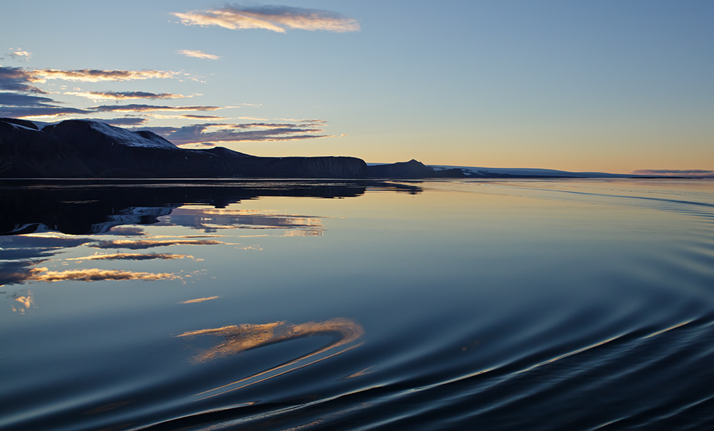 The calm of an arctic night