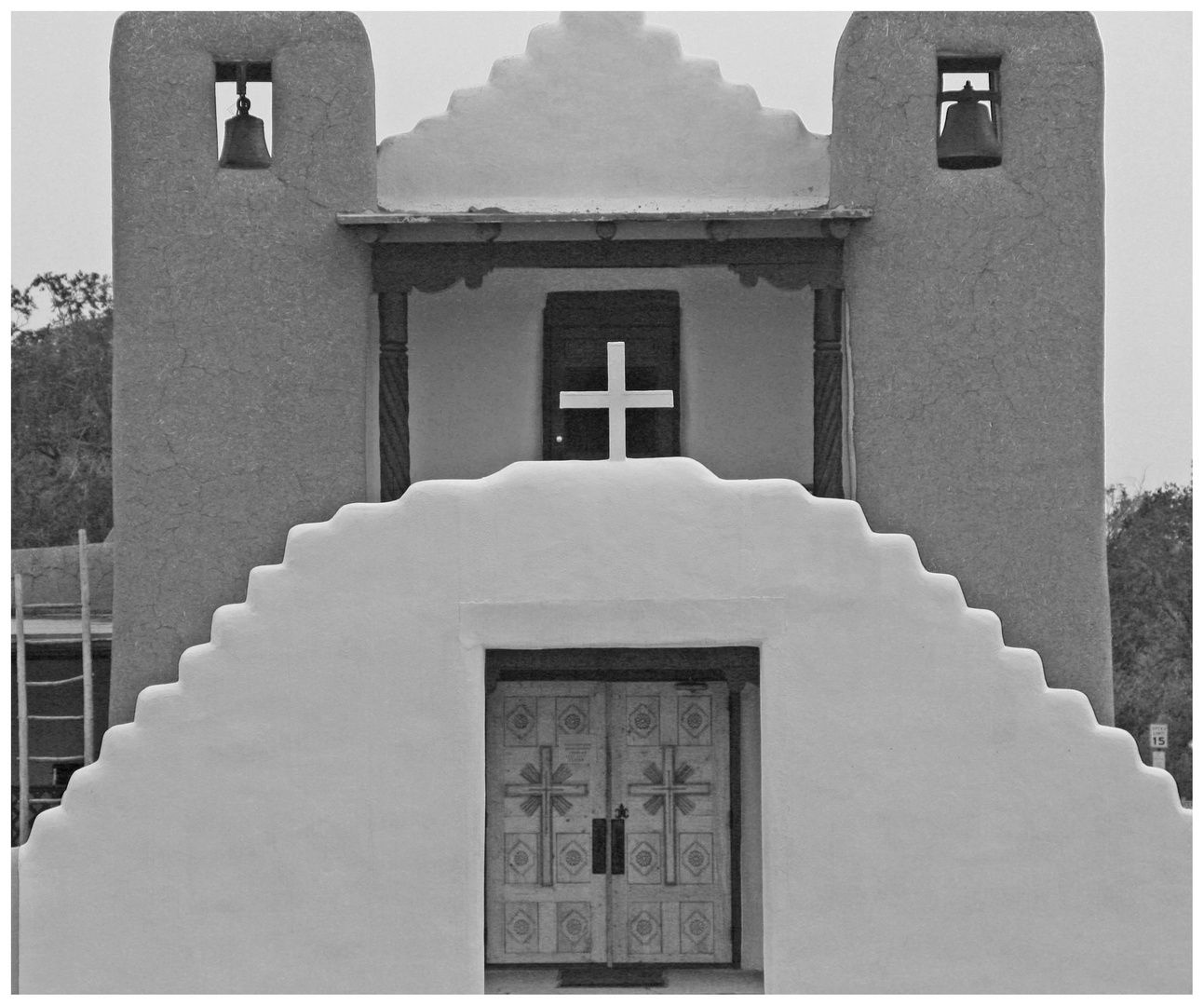 the church at taos pueblo 2