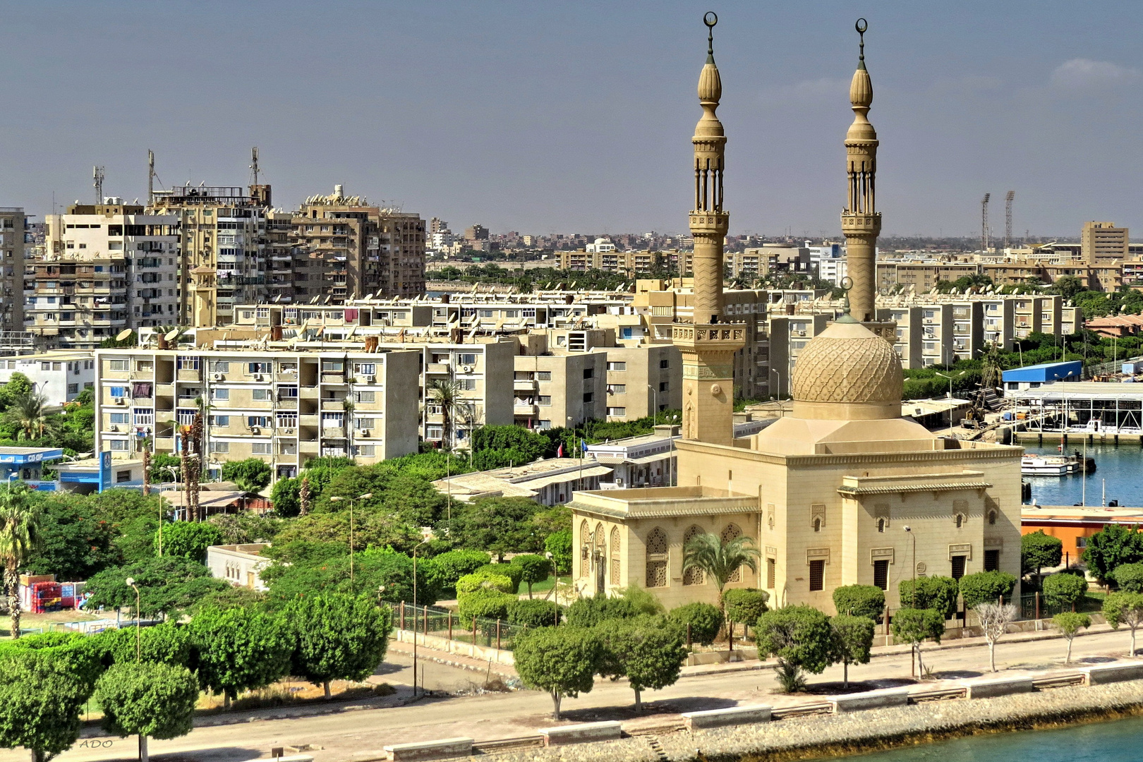 The City of Suez