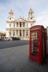 The City - St. Paul's Churchyard - St Pauls Cathedral - 04