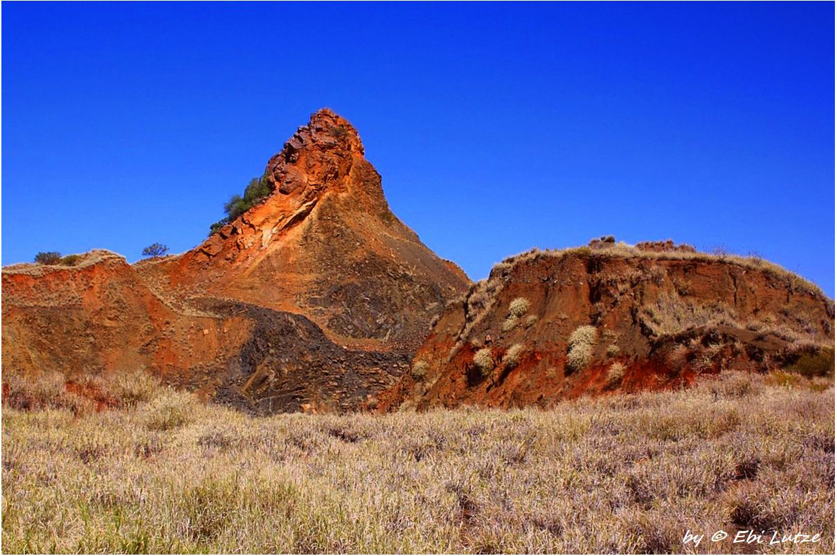 *  the cloncurry rock *