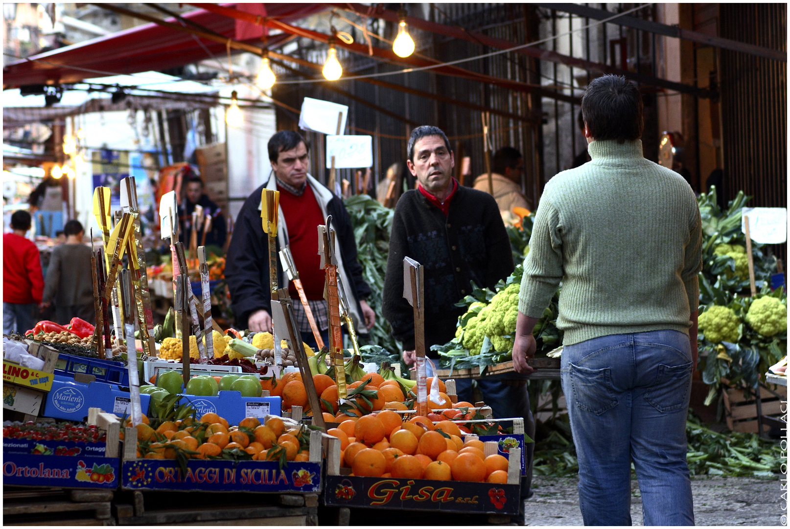 The colors of the ancient market