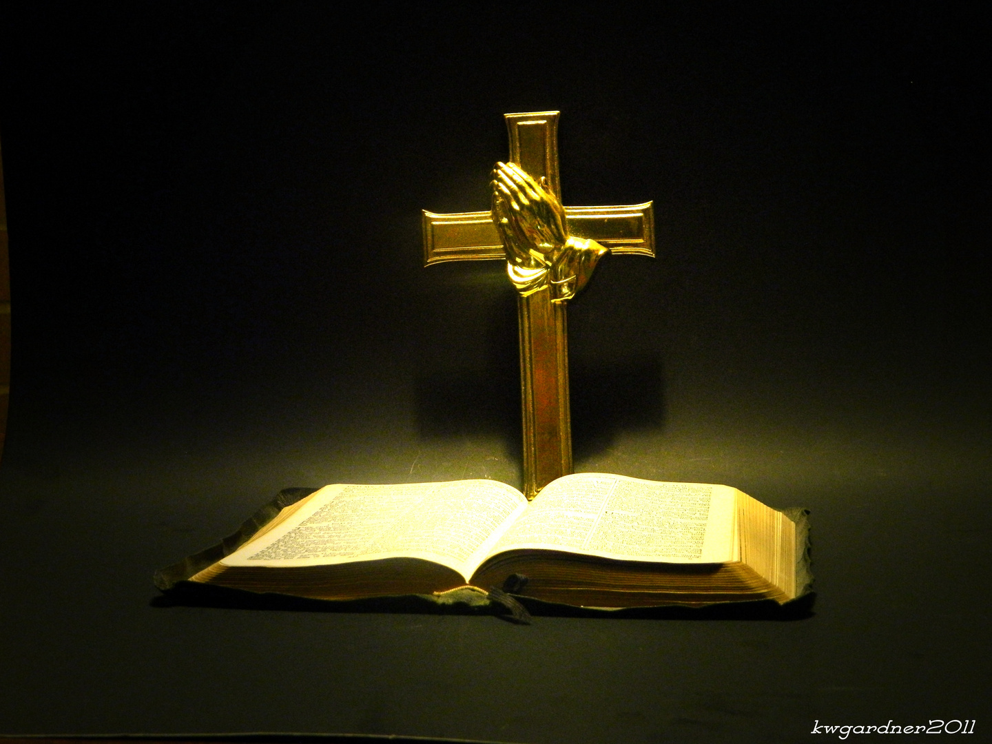 the cross and bible