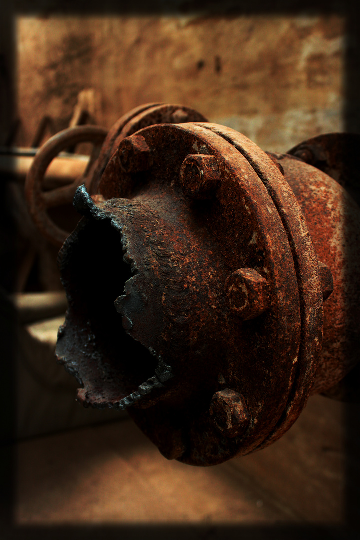 the damaged flange