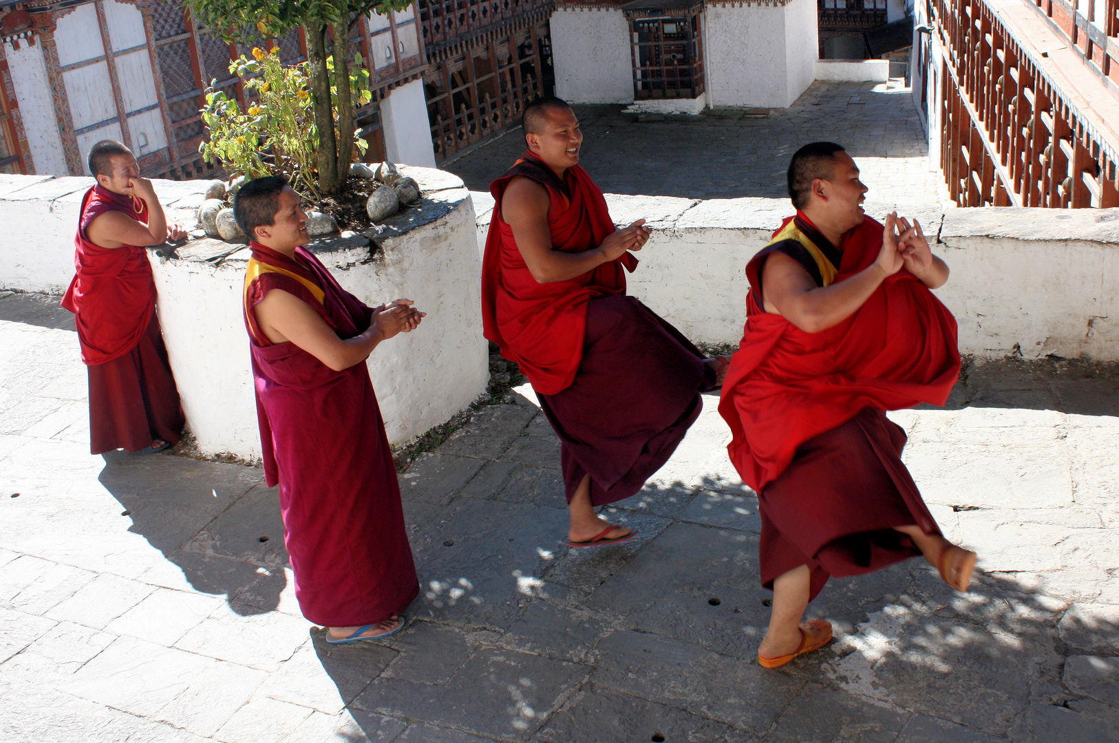 The dancing Monks