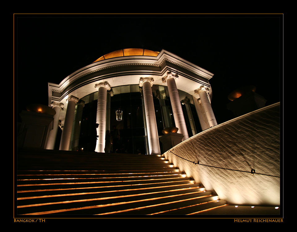 'The Dome' at 'The Lebua', Bangkok / TH