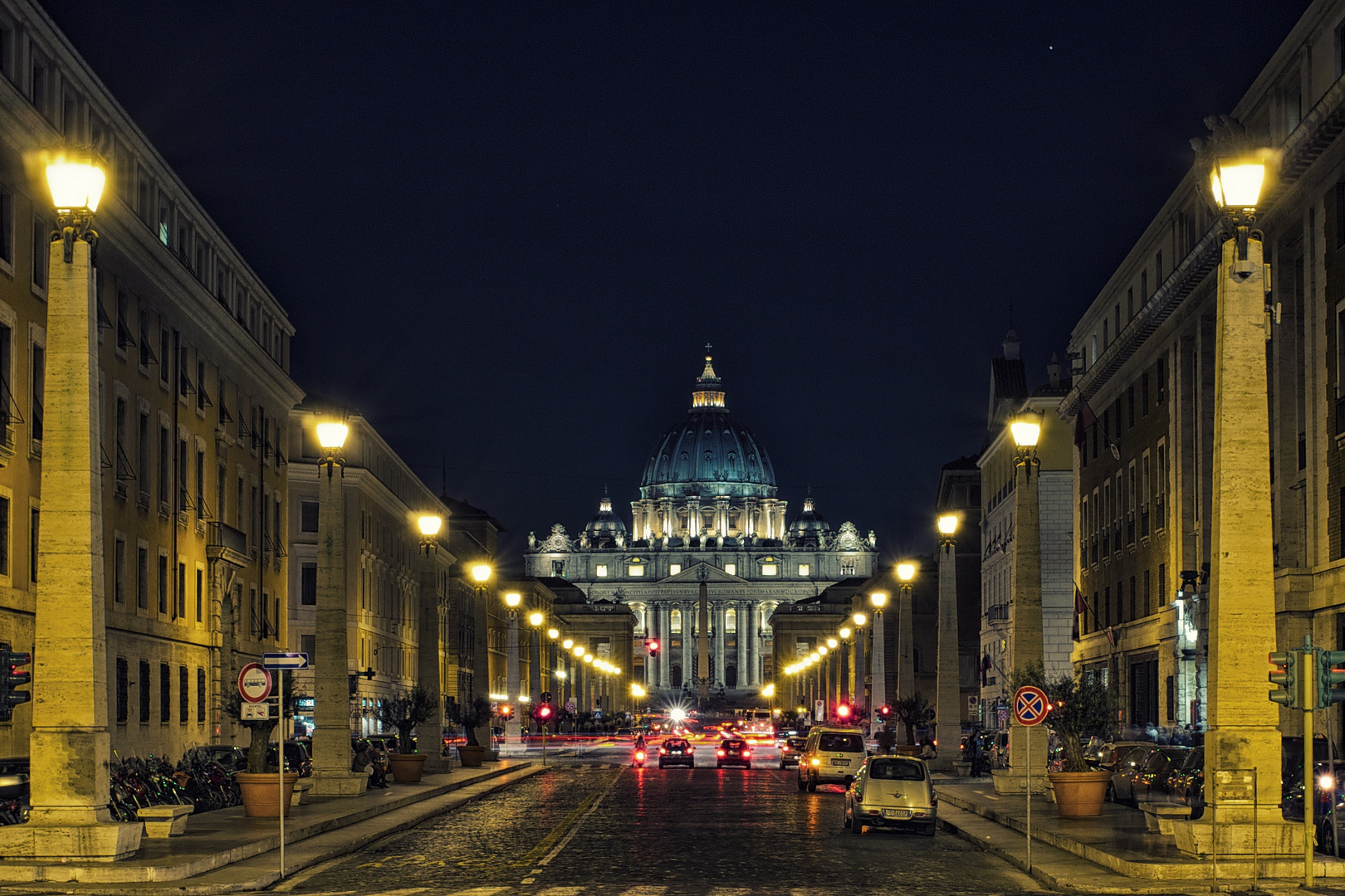 The Dome, Via del Conciliaizone