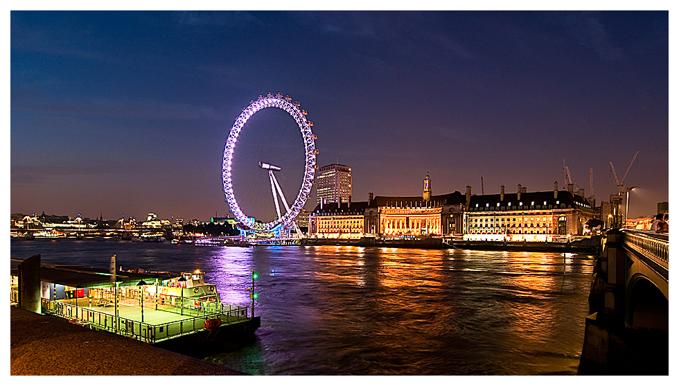 The Eye by night