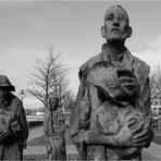 The Famine Memorial on Custom House Quay